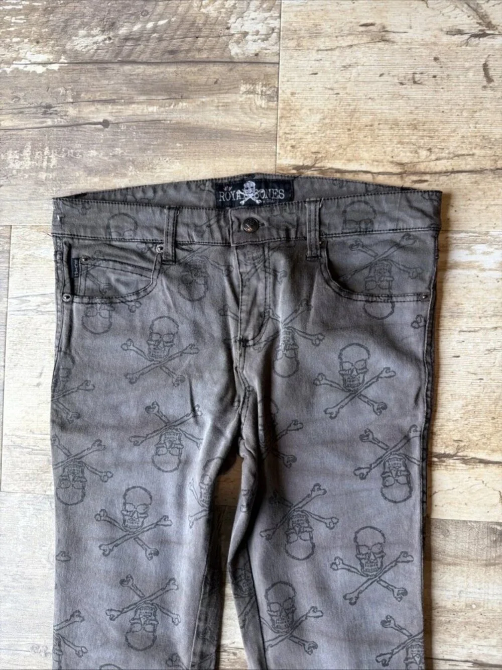 Royal Bones vtg royal